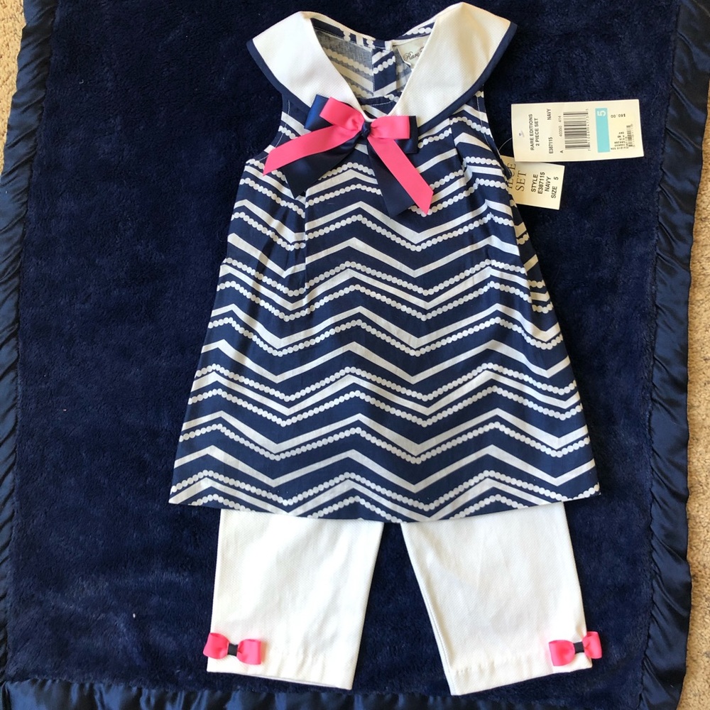 Rare Editions 2 piece set size 5